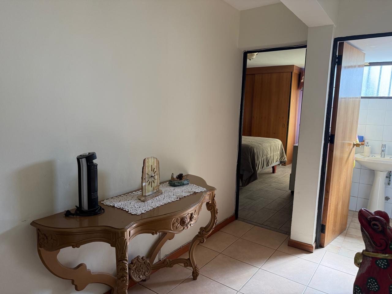 CASA 2 PISOS FULL AMOBLADA CALLE VAN BUREN