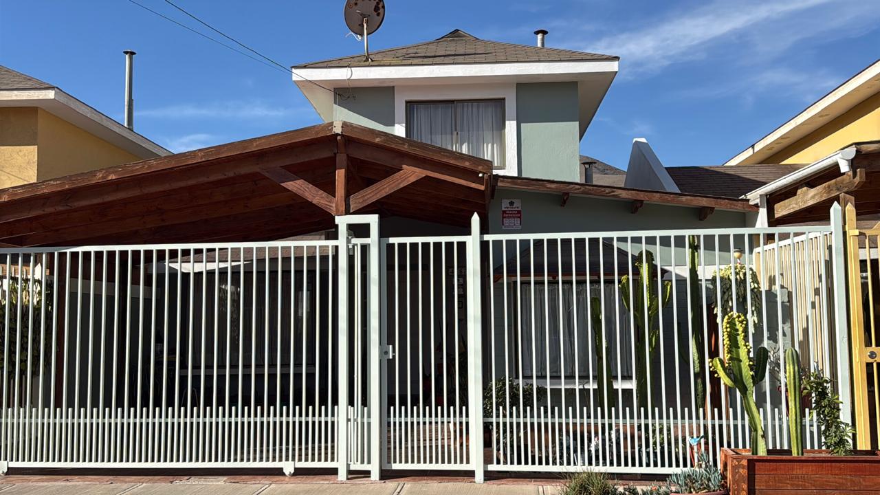 HERMOSA CASA CONDOMINIO DON EMILIO ESCOBAR Y OSSA