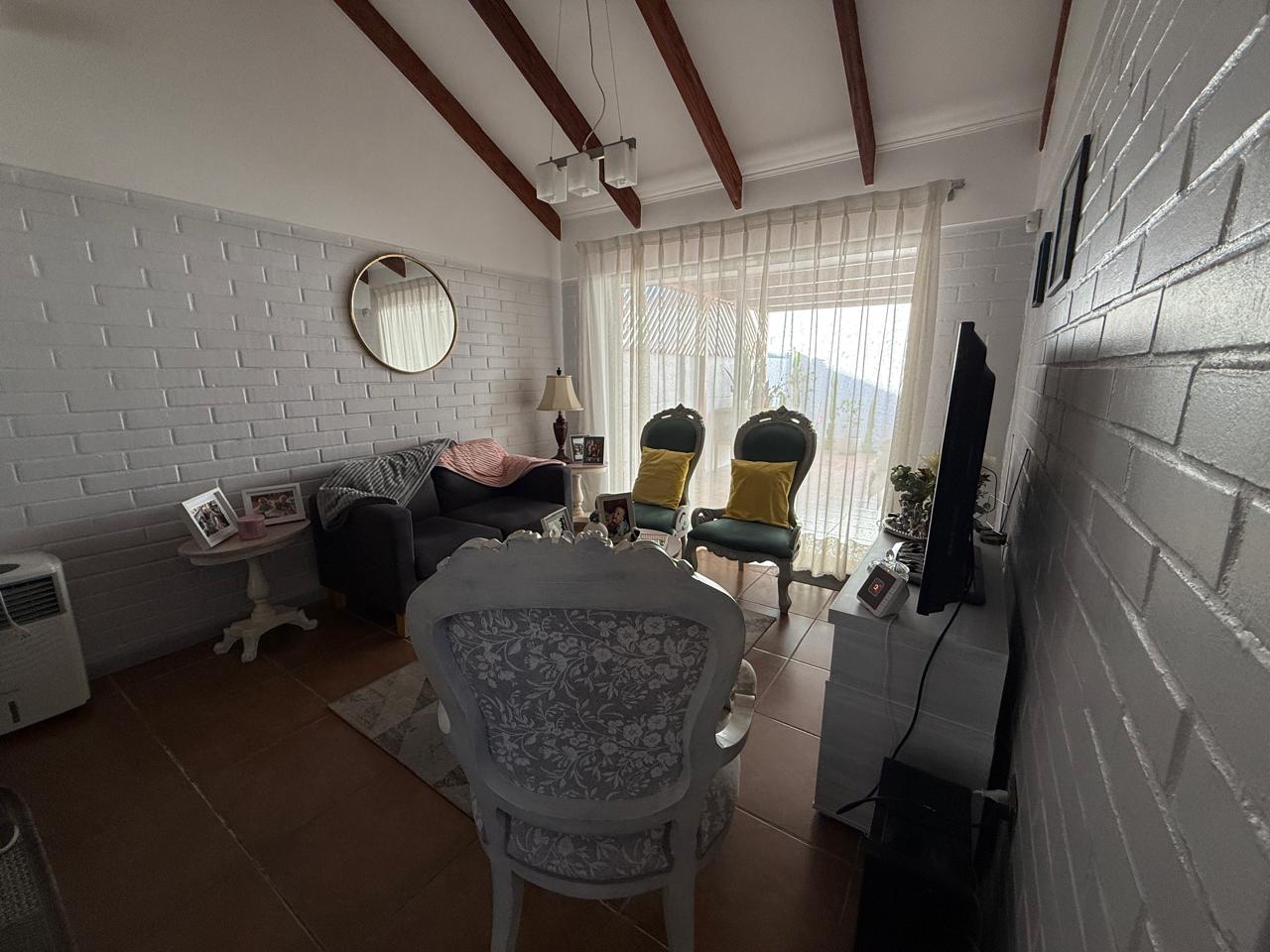 HERMOSA CASA CONDOMINIO DON EMILIO ESCOBAR Y OSSA