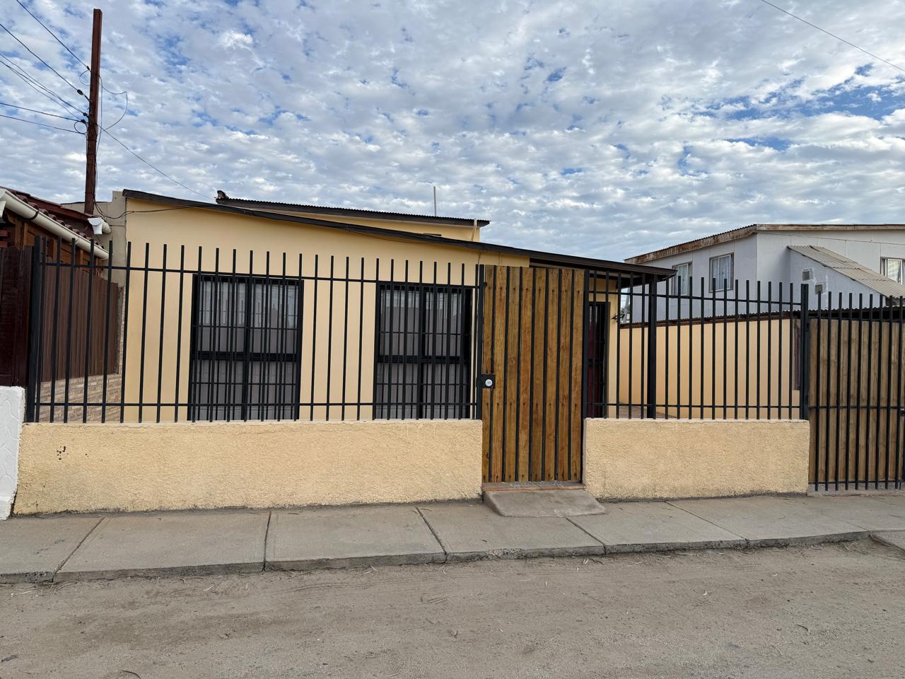 CASA CON DEPTO. INTERIOR EN CALDERA_PRINCIPALMENTE EMPRESAS
