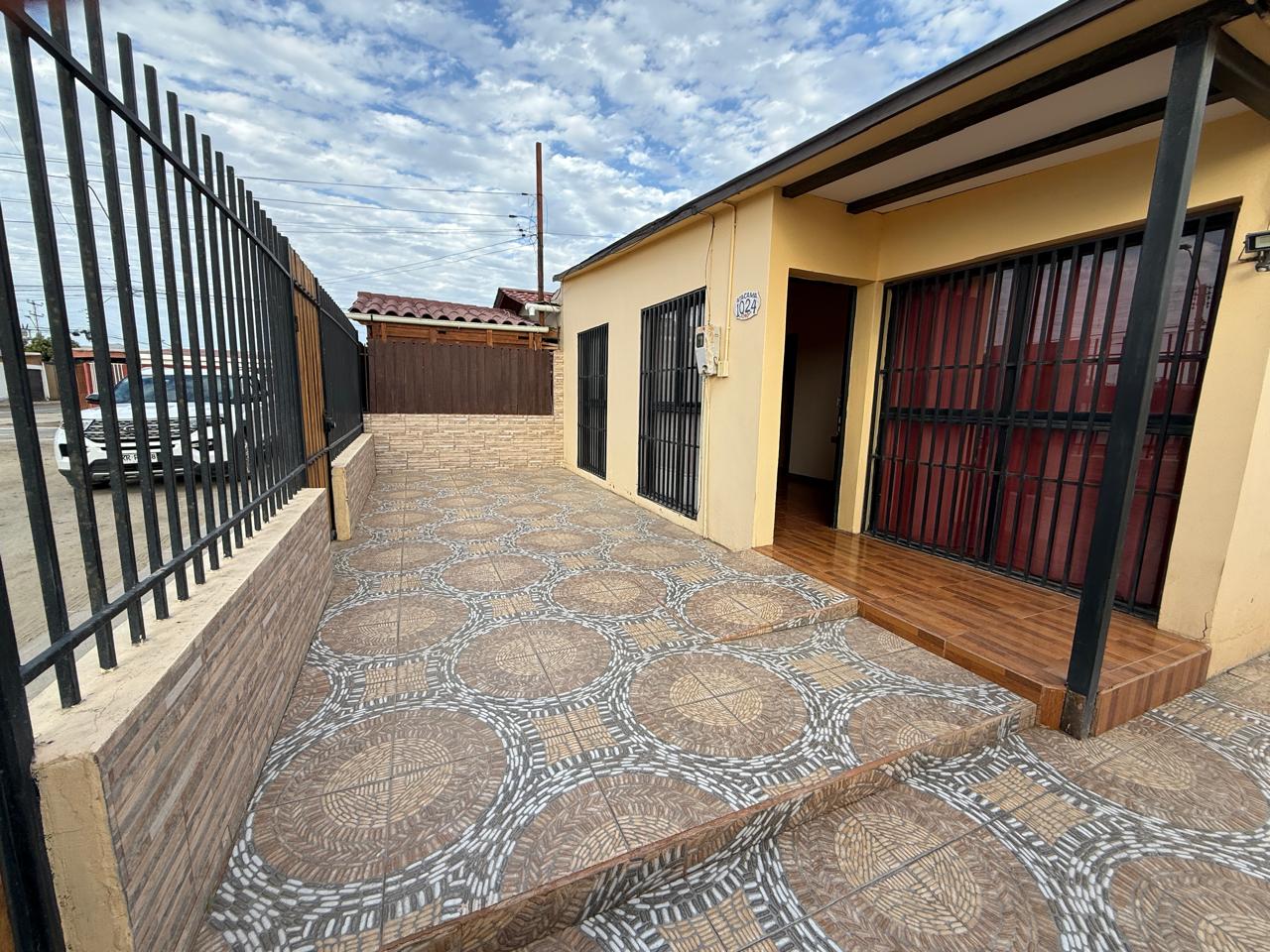CASA CON DEPTO. INTERIOR EN CALDERA_PRINCIPALMENTE EMPRESAS