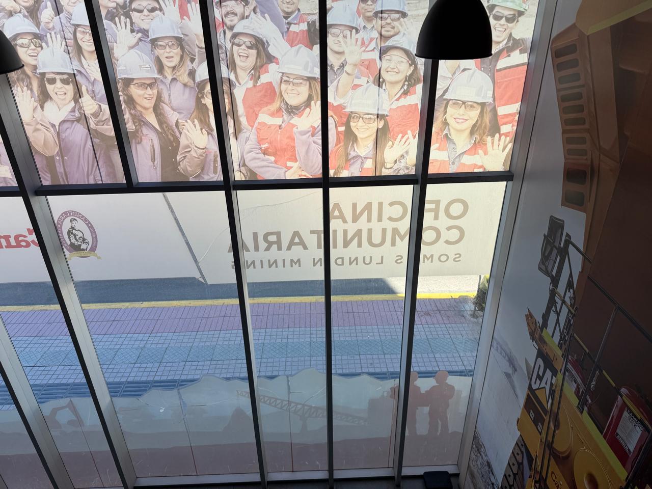GRAN LOCAL COMERCIAL PLENO CENTRO - PRIMER PISO HOTEL IBIS.-
