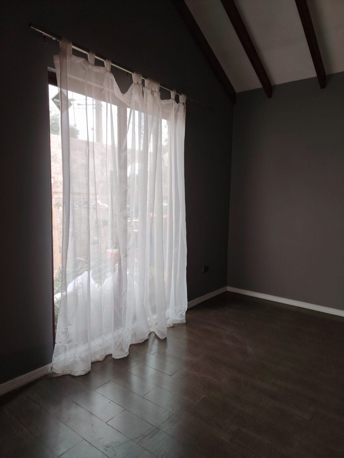 EXCELENTE CASA EN CONDOMINIO CERRADO-SECTOR PUNTA NEGRA