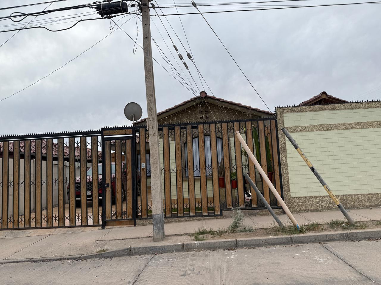 LINDA CASA ESQUINA_TIERRA VIVA_790