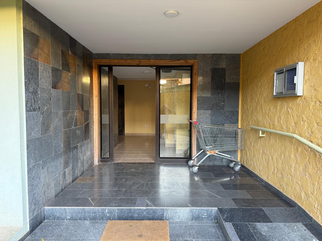 GRAN Y COMODO DEPARTAMENTO - CONDOMINIO LAS PALMAS 