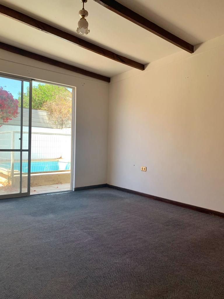 GRAN PROPIEDAD PSJE . LOS OLIVOS A PASOS DEL JUMBITO.- 