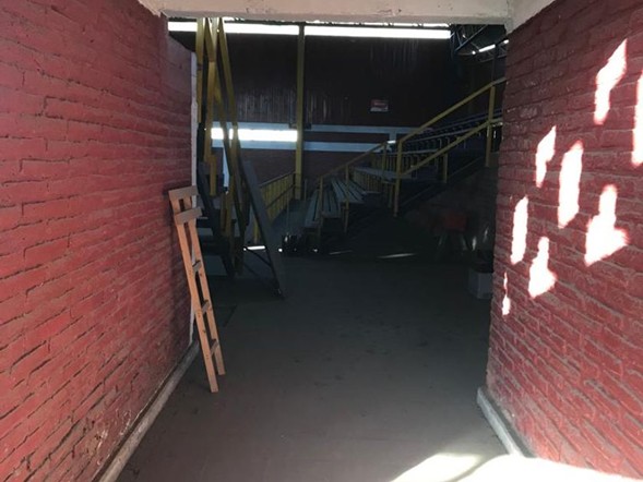 VENTA OPORTUNIDAD - GIMNASIO TIERRA AMARILLA.- 