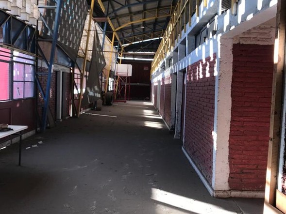 VENTA OPORTUNIDAD - GIMNASIO TIERRA AMARILLA.- 