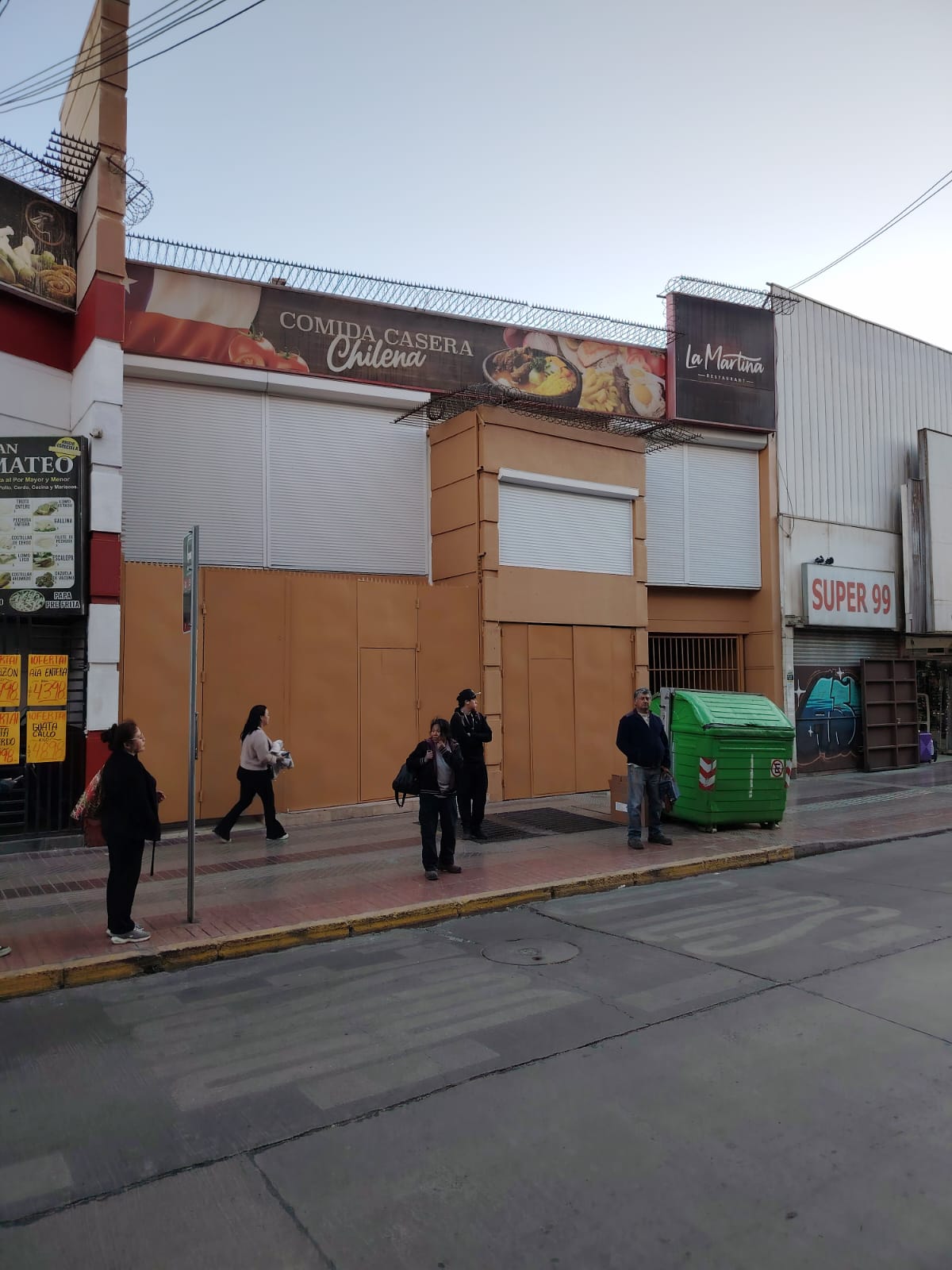 EXCELENTE LOCAL COMERCIAL EX- BANCO - PLENO CENTRO DE COPIAPO.- 
