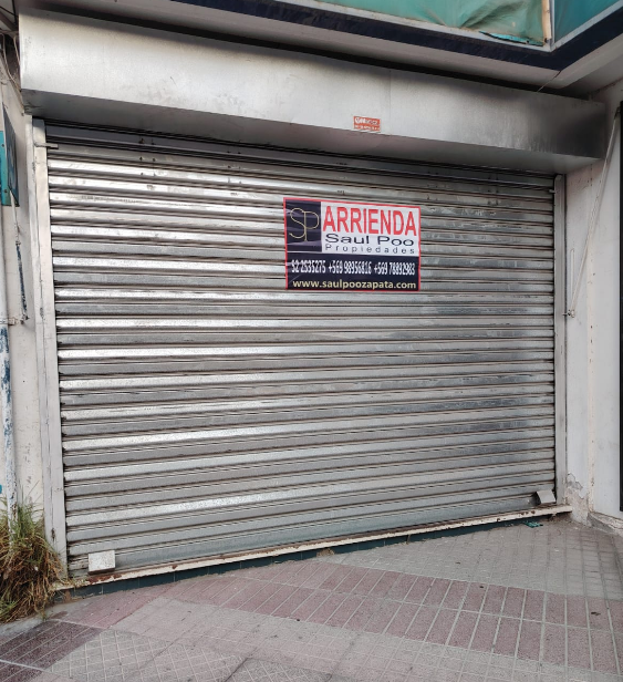 LOCAL COMERCIAL A PASOS DE PLAZA DE ARMAS.-