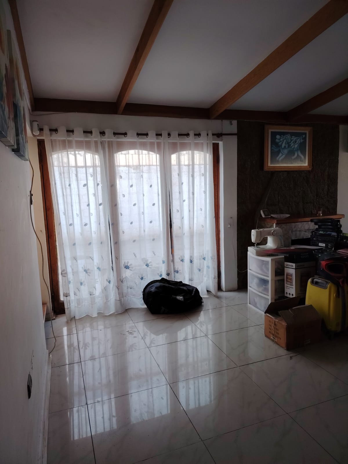 ARRIENDO CASA AV.LOS CARRERA-PRINCIPALMENTE EMPRESAS