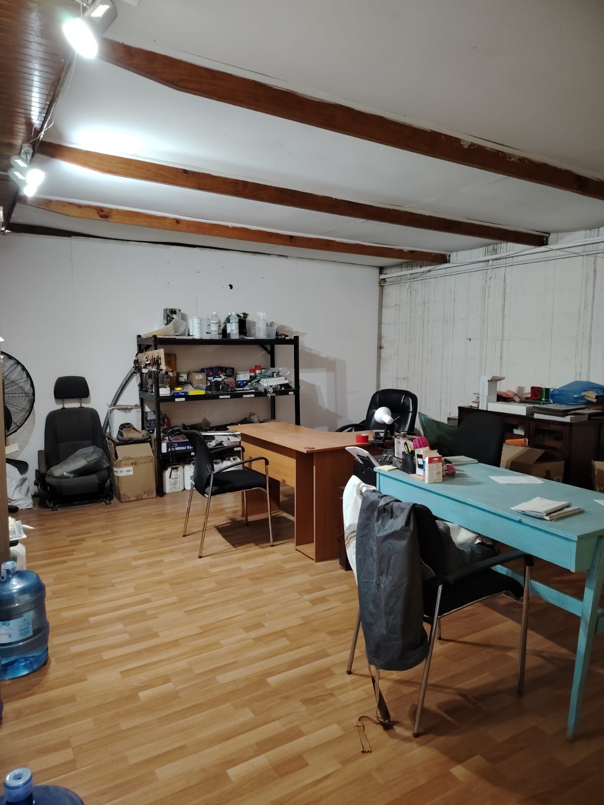 ARRIENDO CASA AV.LOS CARRERA-PRINCIPALMENTE EMPRESAS