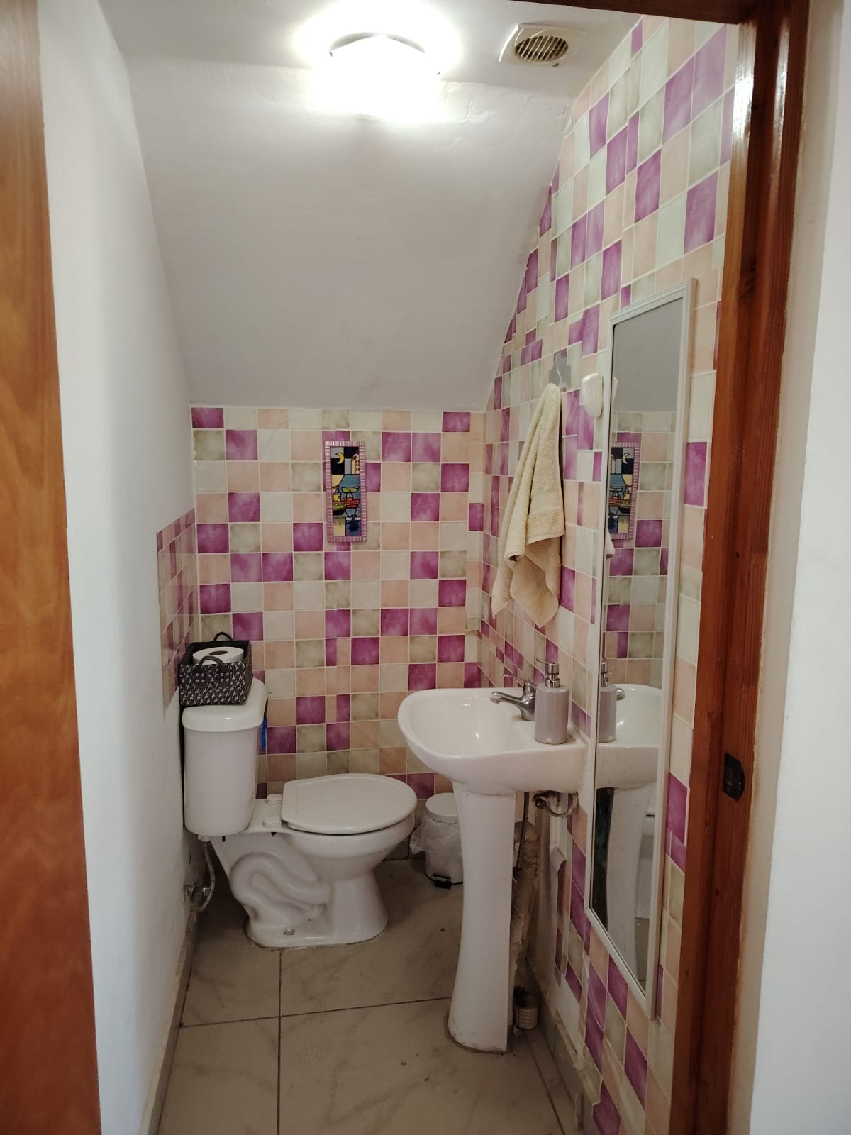 AVENIDA LOS CARRERA - AMPLIA Y GRAN CASA.-