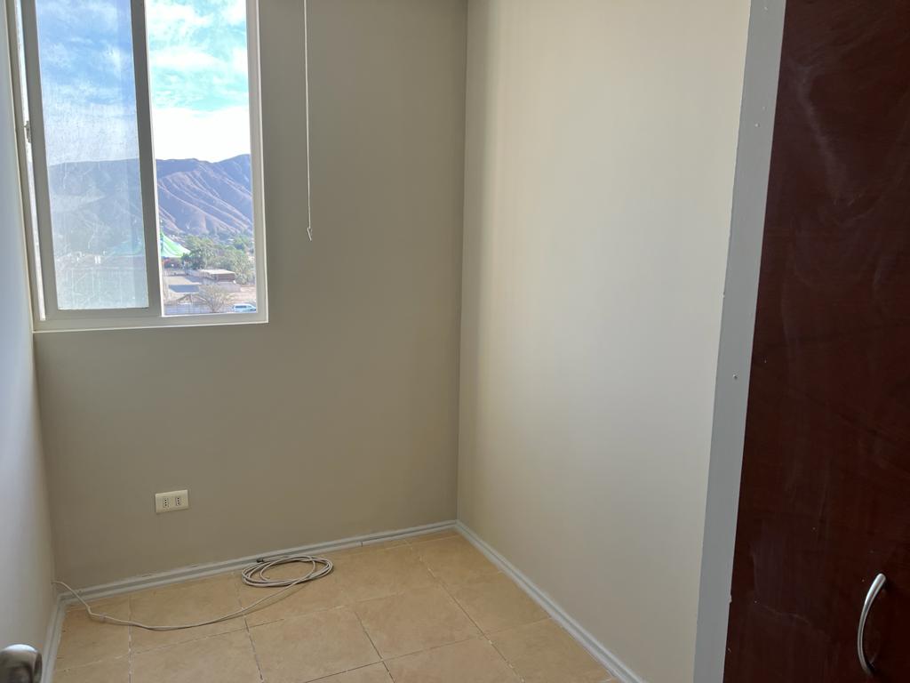 DOÑA ALEJANDRINA TORRE 3.-