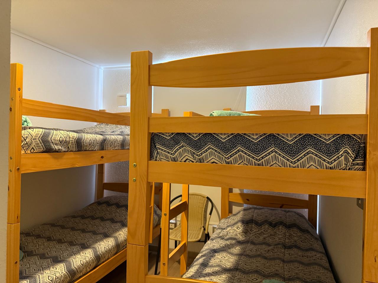 BAHIA INGLESA - EXCELENTE DEPTO. FULL AMOBLADO.-