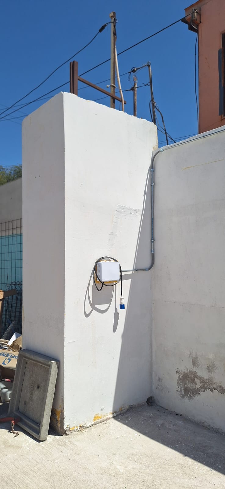 OFICINA MAS GALPONES - CALLE YERBAS BUENAS